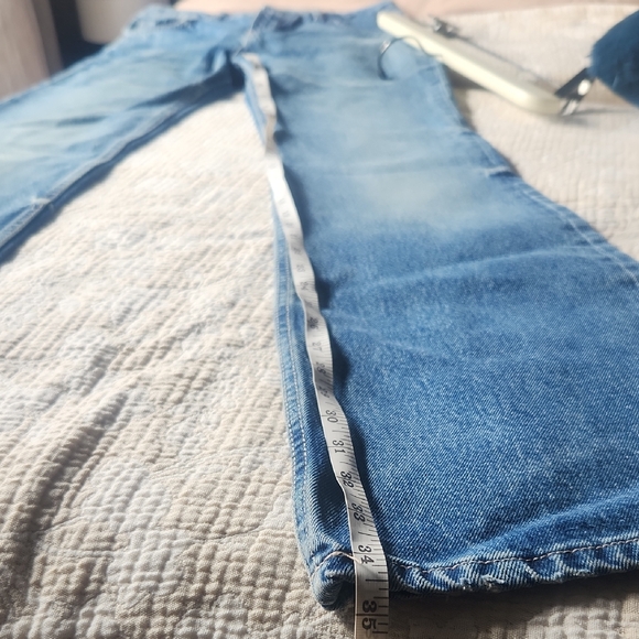 Zara Jeans - Picture 9 of 10